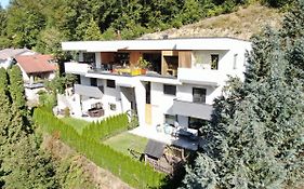Flamind Holiday Apartments Mit Garten Und Grill
